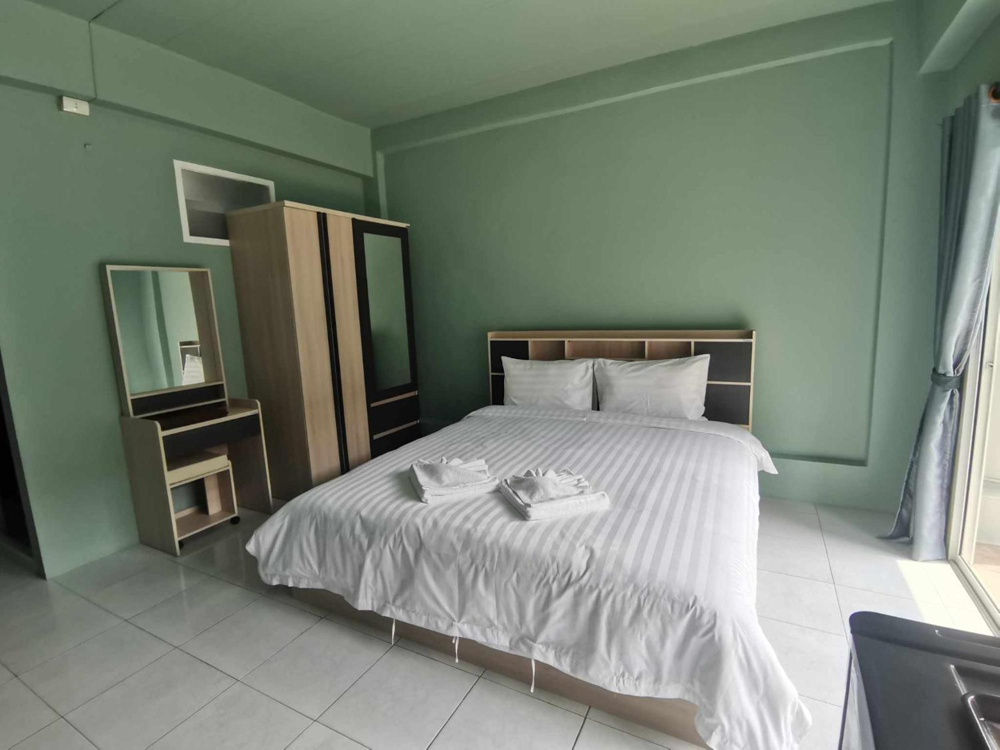 4 Palms Hotel Pratumanak Патая Екстериор снимка